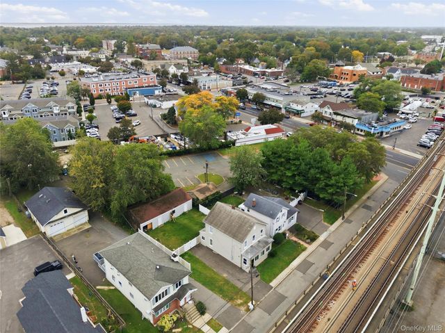 19 Railroad Avenue, Amityville, NY 11701