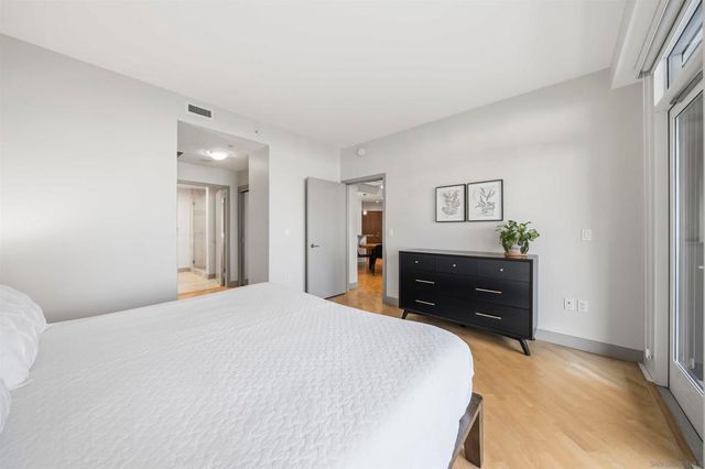 700 W Harbor 407, San Diego, CA 92101