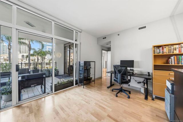 700 W Harbor 407, San Diego, CA 92101