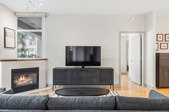 700 W Harbor 407, San Diego, CA 92101
