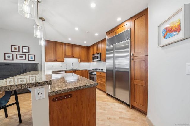 700 W Harbor 407, San Diego, CA 92101