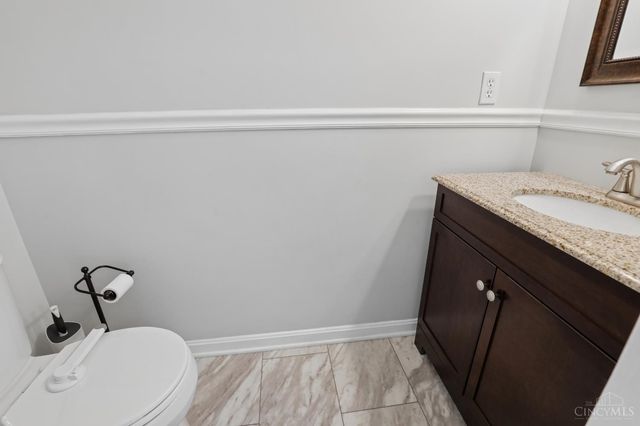 1337 Kingfisher Court, Amelia, OH 45102