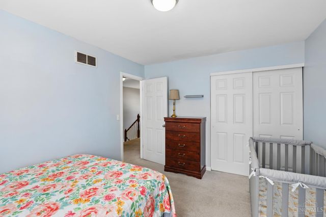1337 Kingfisher Court, Amelia, OH 45102