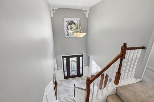1337 Kingfisher Court, Amelia, OH 45102