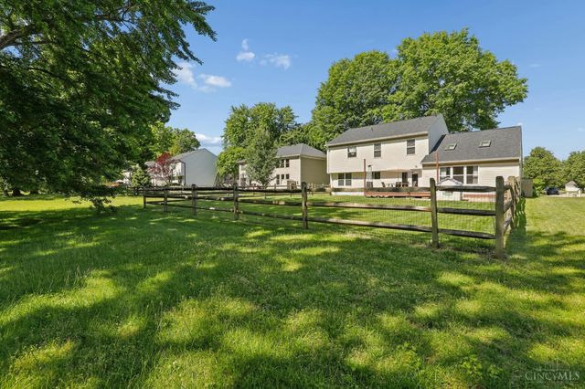 1337 Kingfisher Court, Amelia, OH 45102