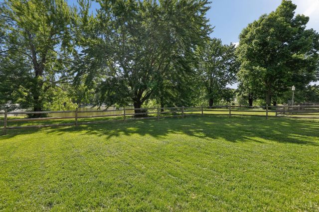 1337 Kingfisher Court, Amelia, OH 45102