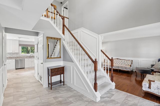 1337 Kingfisher Court, Amelia, OH 45102