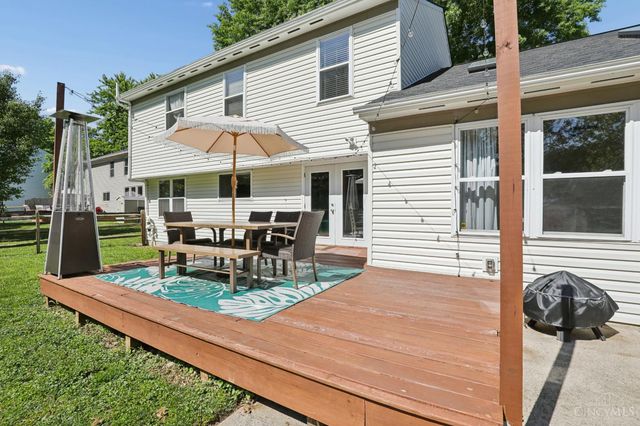 1337 Kingfisher Court, Amelia, OH 45102