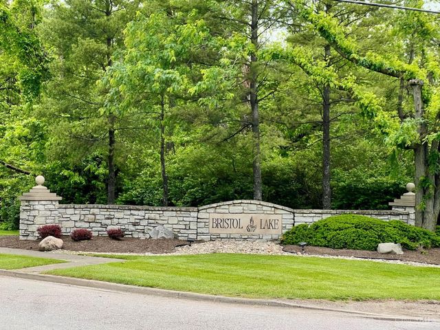 1337 Kingfisher Court, Amelia, OH 45102
