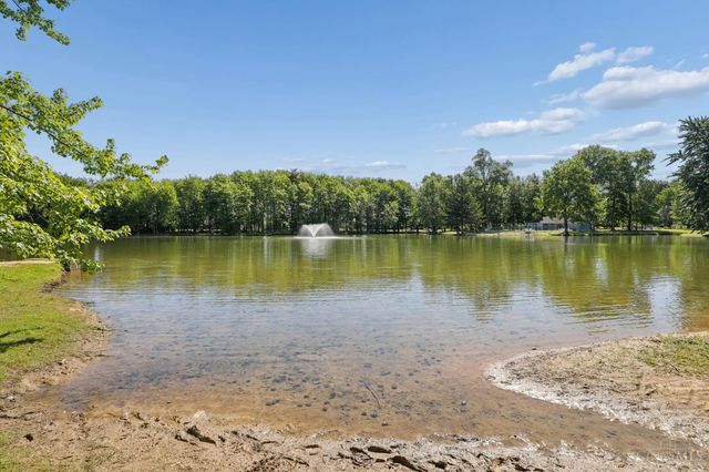 1337 Kingfisher Court, Amelia, OH 45102