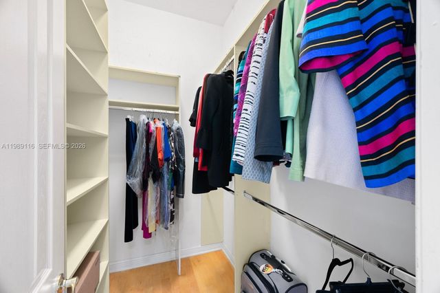 10621 SW 77th Ave, Pinecrest, FL 33156