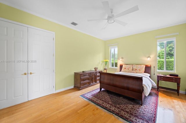 10621 SW 77th Ave, Pinecrest, FL 33156