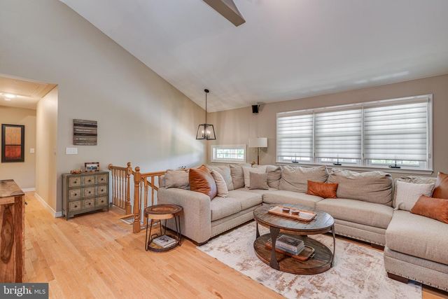 211 CAHNT AVE, Berlin, NJ 08009