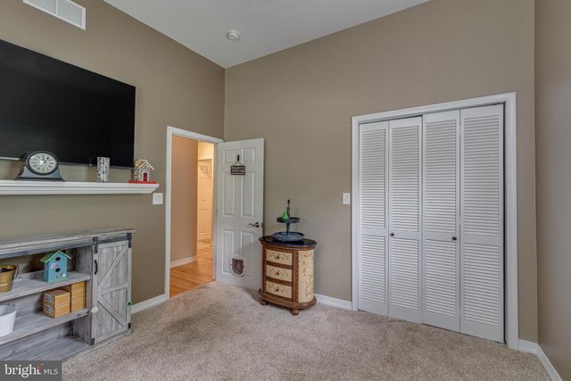 211 CAHNT AVE, Berlin, NJ 08009