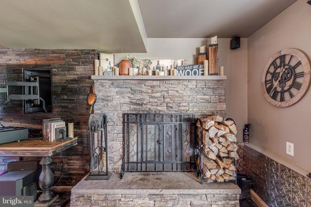 211 CAHNT AVE, Berlin, NJ 08009