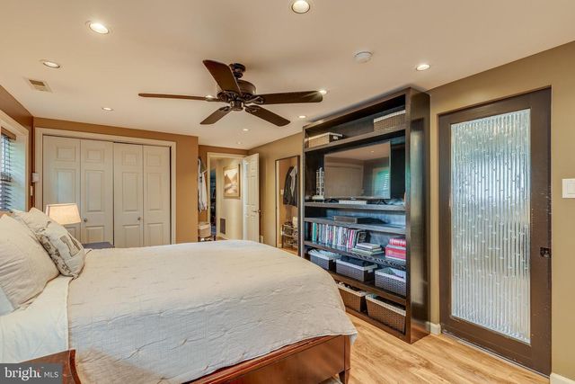 211 CAHNT AVE, Berlin, NJ 08009
