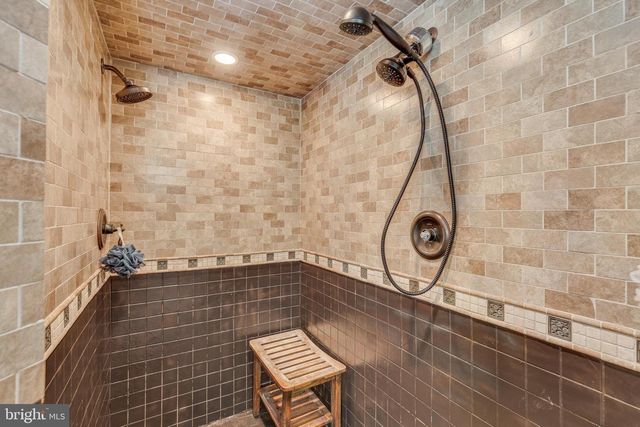 211 CAHNT AVE, Berlin, NJ 08009