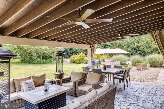 211 CAHNT AVE, Berlin, NJ 08009