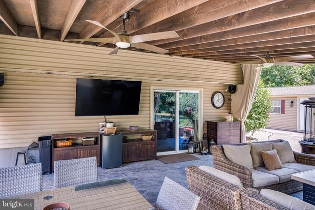 211 CAHNT AVE, Berlin, NJ 08009