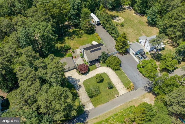 211 CAHNT AVE, Berlin, NJ 08009