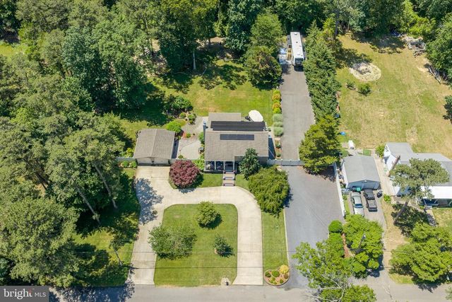 211 CAHNT AVE, Berlin, NJ 08009
