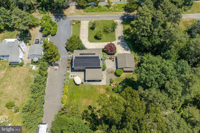 211 CAHNT AVE, Berlin, NJ 08009