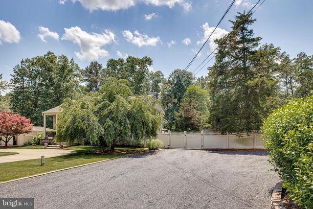 211 CAHNT AVE, Berlin, NJ 08009