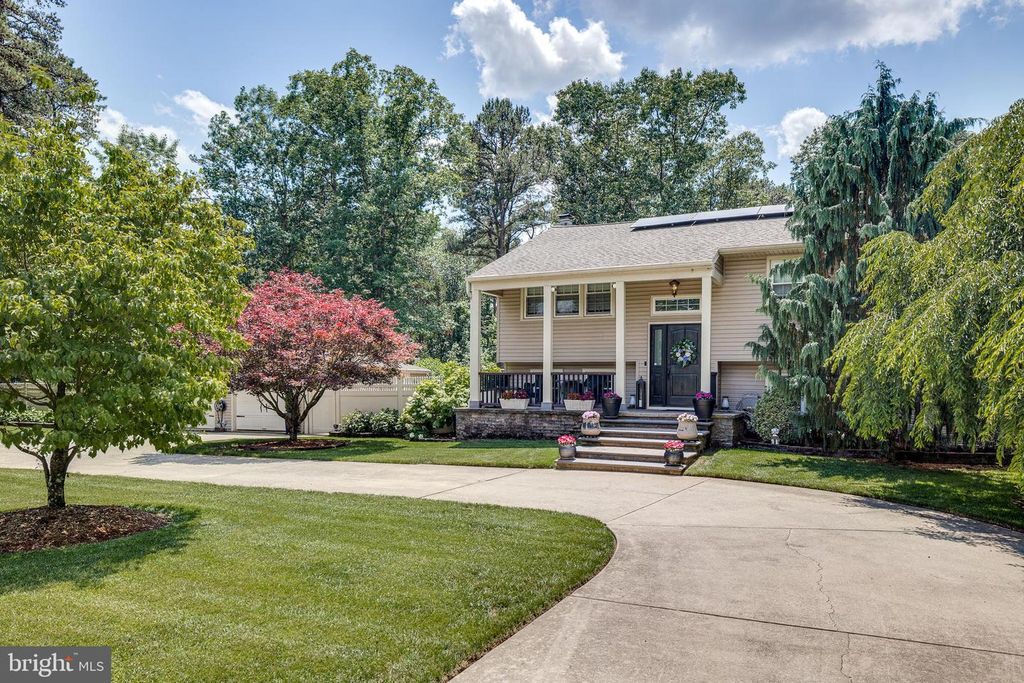 211 CAHNT AVE, Berlin, NJ 08009