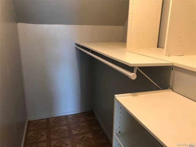 563 Albemarle Place, Cedarhurst, NY 11516