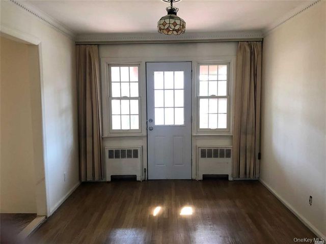 563 Albemarle Place, Cedarhurst, NY 11516