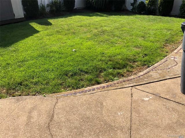 563 Albemarle Place, Cedarhurst, NY 11516