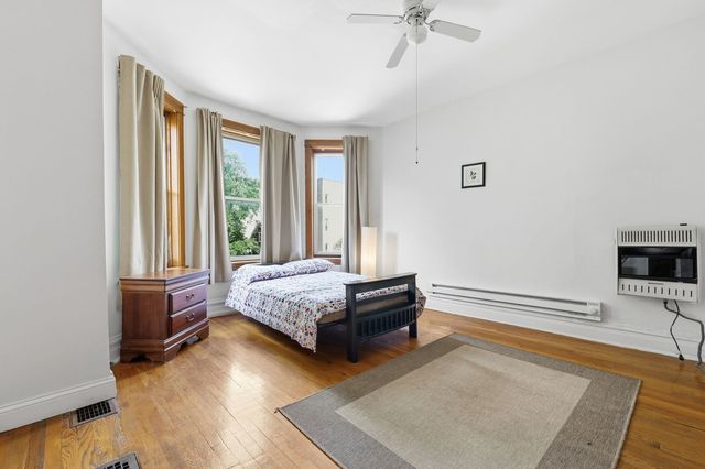 4100 N Kimball Avenue, Chicago, IL 60618