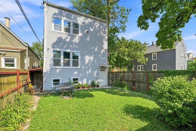4100 N Kimball Avenue, Chicago, IL 60618