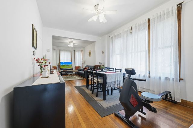 4100 N Kimball Avenue, Chicago, IL 60618