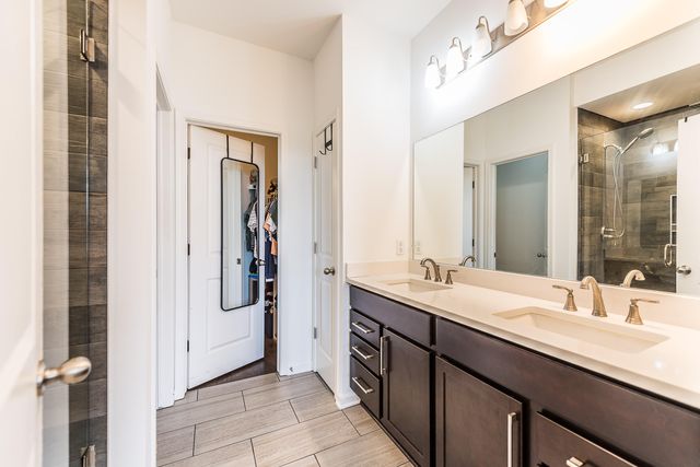 200 Campolina Street 36, Sylvan Twp, MI 48118