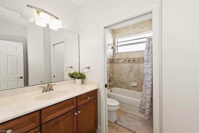 21810 Rainbow Lake CT, Estero, FL 33928