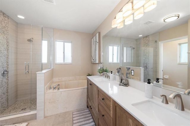 21810 Rainbow Lake CT, Estero, FL 33928