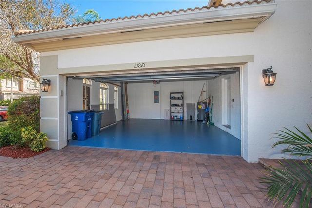 21810 Rainbow Lake CT, Estero, FL 33928