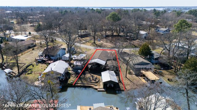 208 Harbor Drive, Gun Barrel City, TX 75156