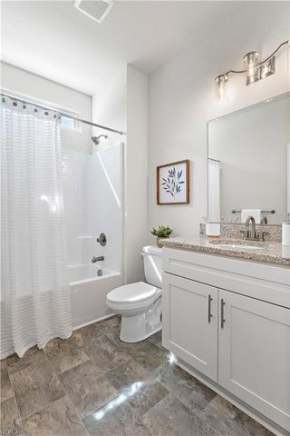 1 Apron DR, Suffolk, VA 23434