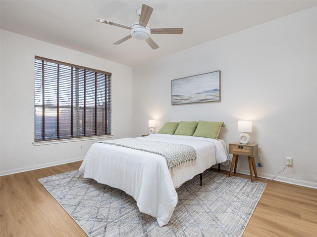 2100 Pipers Field DR 30, Austin, TX 78758