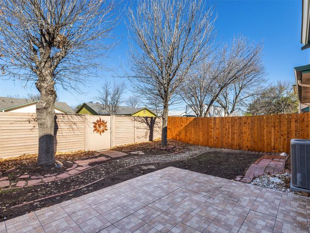 2100 Pipers Field DR 30, Austin, TX 78758