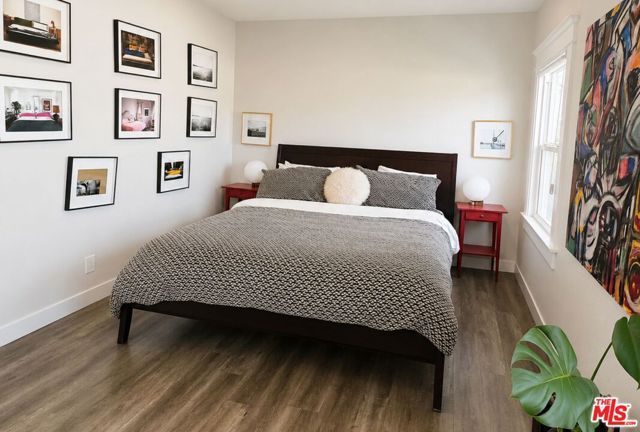 1319 12th Avenue, Los Angeles, CA 90019