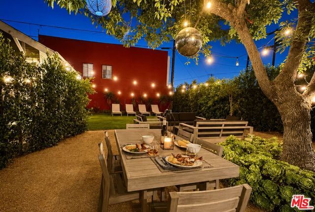 1319 12th Avenue, Los Angeles, CA 90019