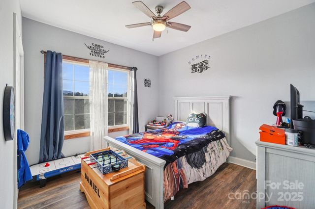 301 Mcginnis Drive, Old Fort, NC 28762