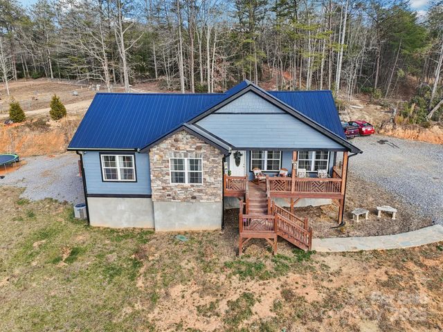 301 Mcginnis Drive, Old Fort, NC 28762