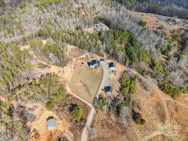 301 Mcginnis Drive, Old Fort, NC 28762