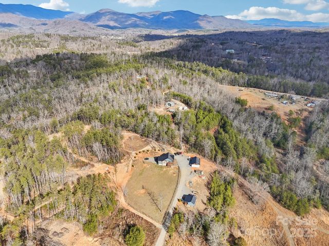 301 Mcginnis Drive, Old Fort, NC 28762