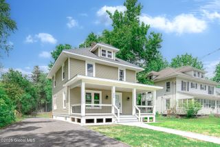 499 Kenwood Avenue, Bethlehem, NY 12054