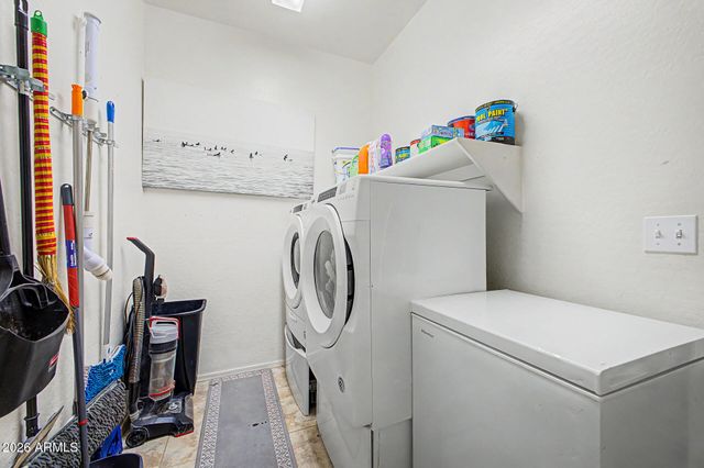 2215 E OMEGA Drive, San Tan Valley, AZ 85143